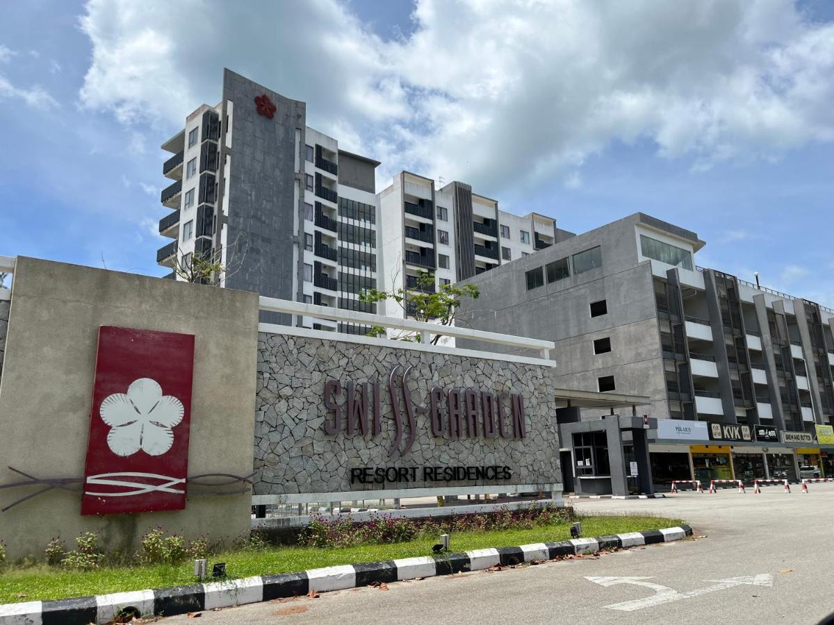 Sg Resort Residence - Beach & Waterpark Kuantan Exterior foto